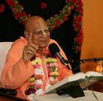 Shrila Maharaj gives discourses on the Shrimad Bhagavatam