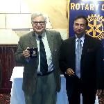 Mohan Kapur presents lively talk to Rotarians on success